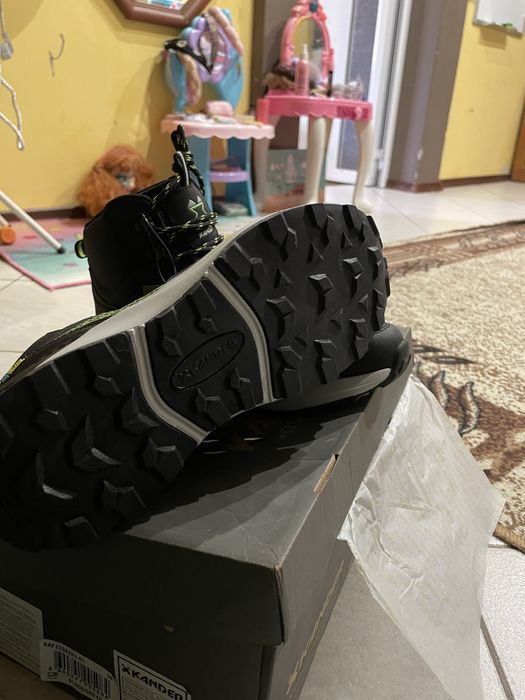 Чисто нови боти -непромокаеми