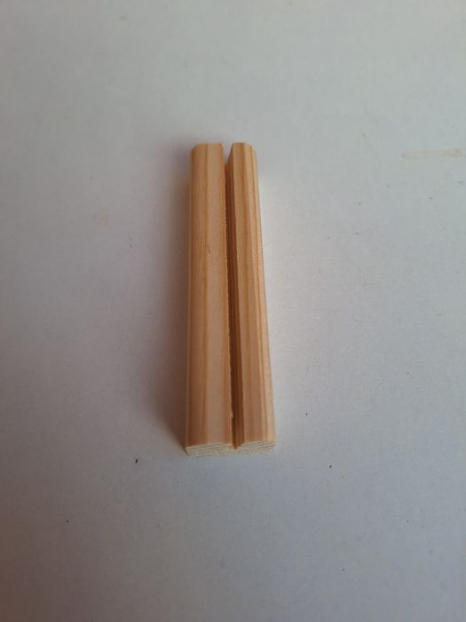 Дървени поставки за снимки,визитки,картички