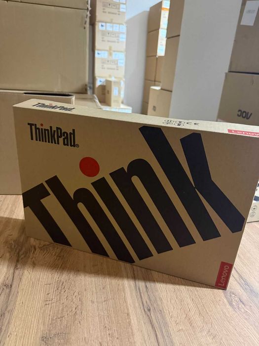 ноутбук Lenovo ThinkPad E490