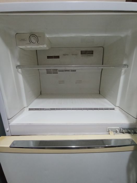 Холодильник Daewoo