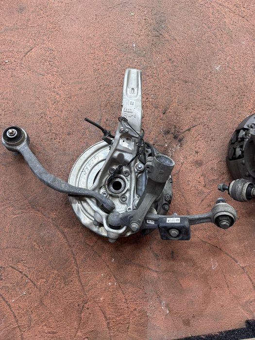 Fuzeta brate Bmw X5 G05 X7 G07 X6 G06 Complet 25000 km