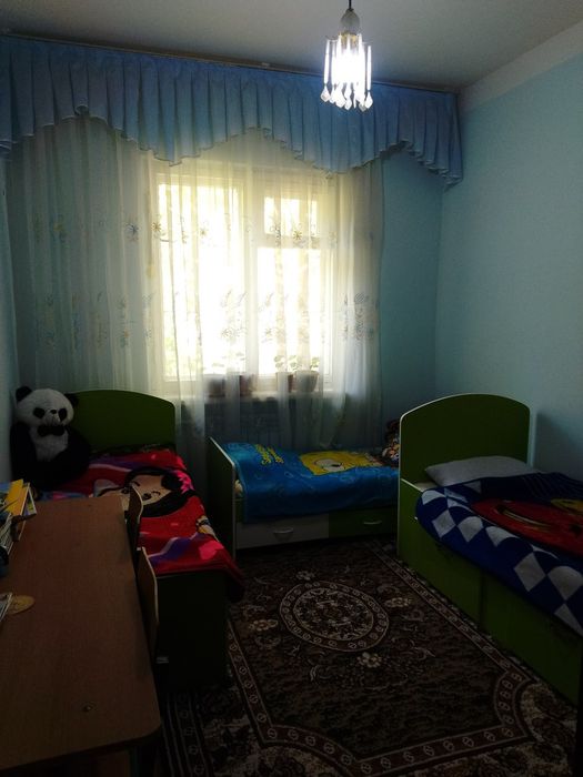 Uy sotiladi 3 xonali