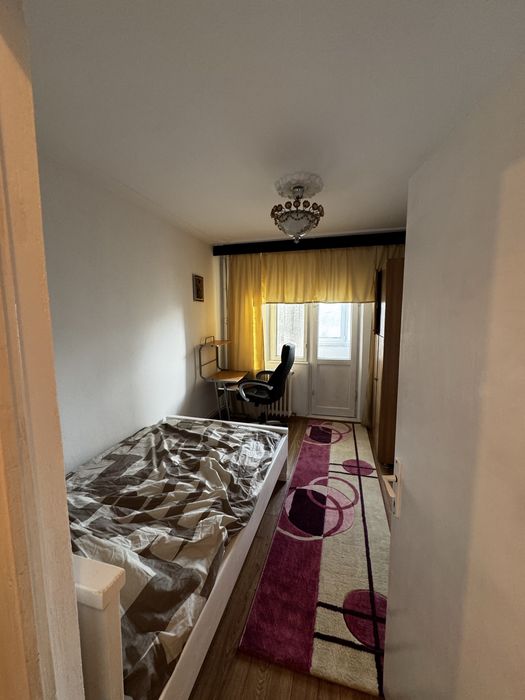 Inchiriez apartament