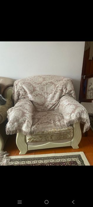 Продаю диван в отличном состоянии