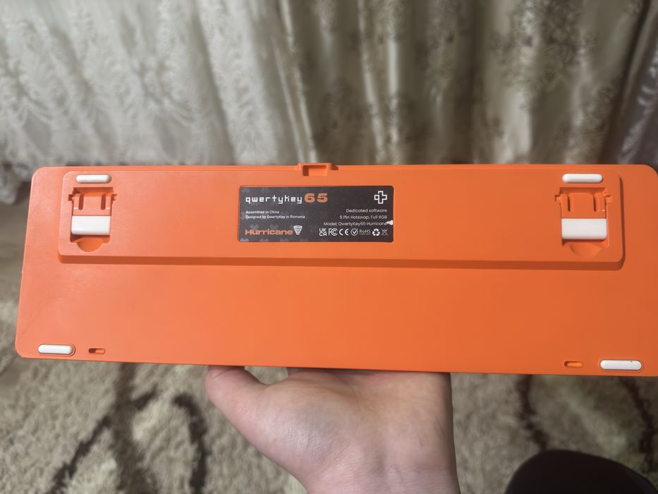 Tastatură Qwerty65 hurricane
