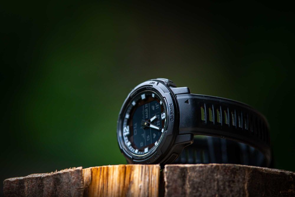 Garmin instinct crossover tactical