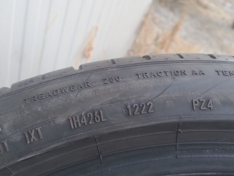 255/40/20 pirelli
