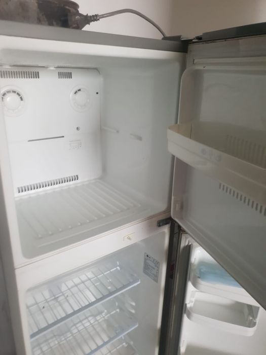 Холодильник  LG б/у