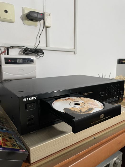 Cd player CDP 797 + Tuner cu RDS ST-s361