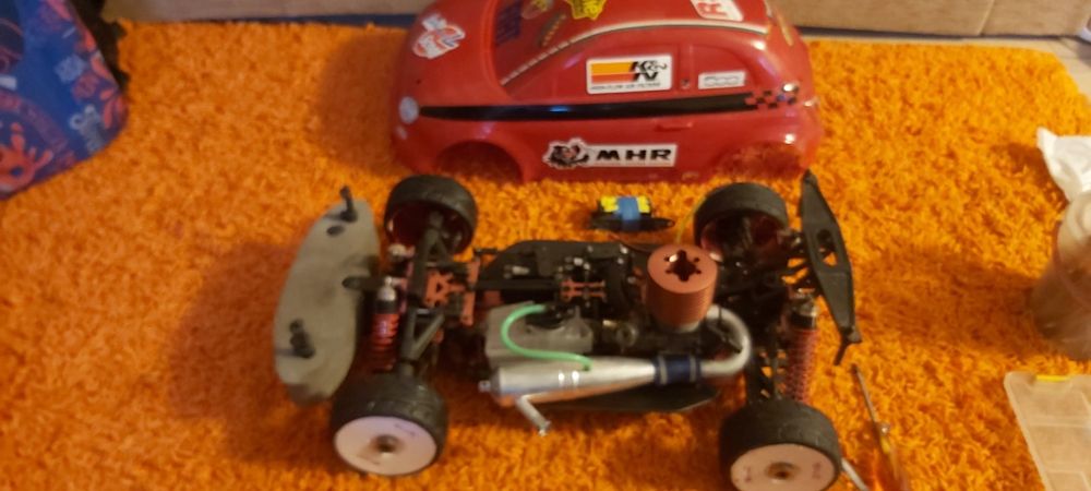 Mașinuța automodel rc nitro 1/8