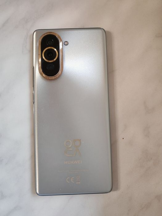 Huawei nova 10 / 128 GB