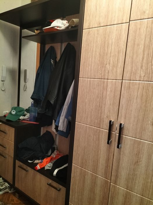 Продам гарнитур для прихожей