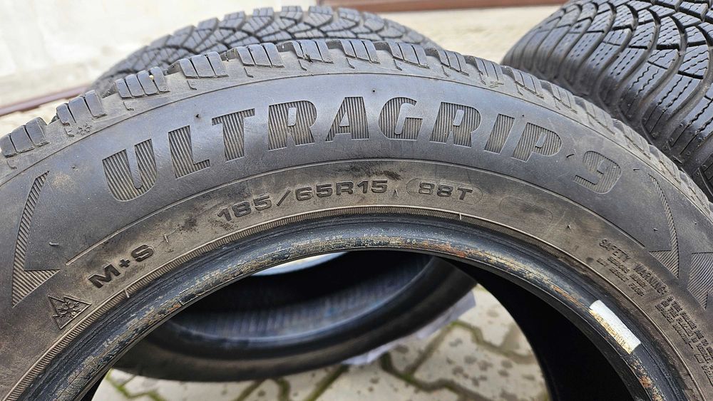 4 бр. зимни гуми GoodYear UltraGrip 9 185/65 R15 2018 г. 6 мм