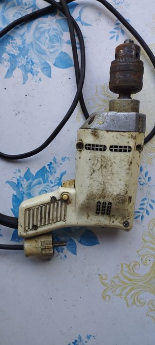 Bormașină veche electro Arges