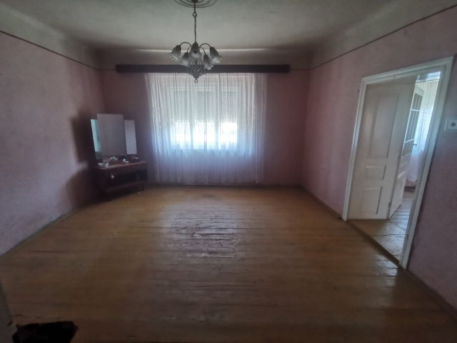 Casa de vanzare