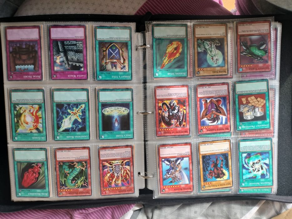 Карти Yu Gi Oh , вижте описанието