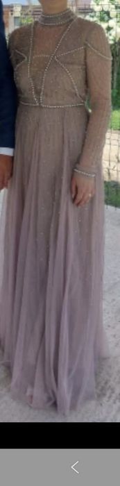 Rochie Assos impecabila