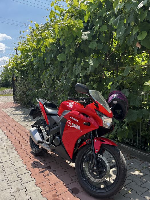 Vând motor Honda CBR 125 R