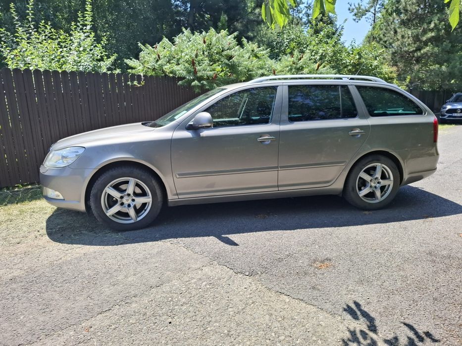 SKODA Octavia 2011 — imagine 2