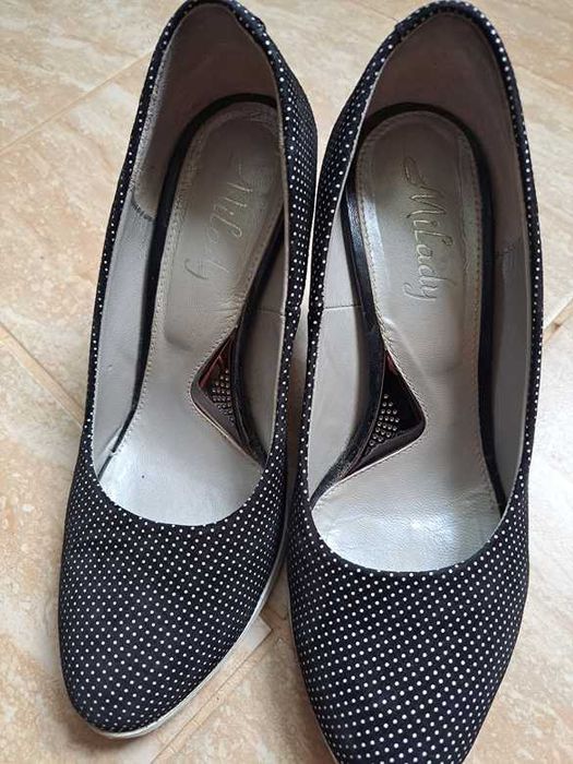 Дамски обувки естествена кожа