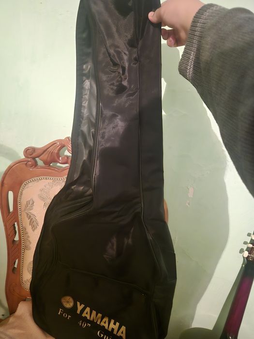 Гитара сатылады.