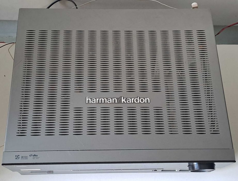 Harman Kardon AVR 137 Amplificator Receiver 5.1 Amplificator