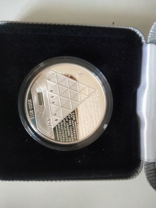 Продам серебряные монеты