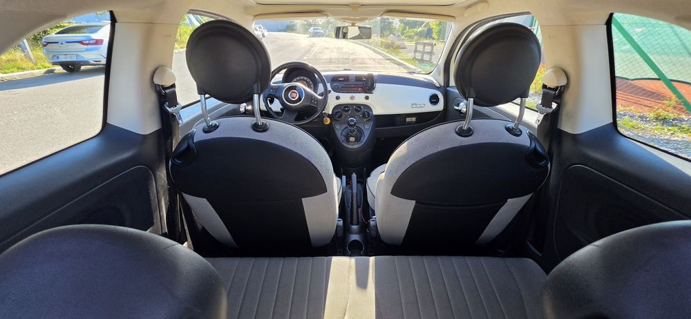 Vând Fiat 500  1.2