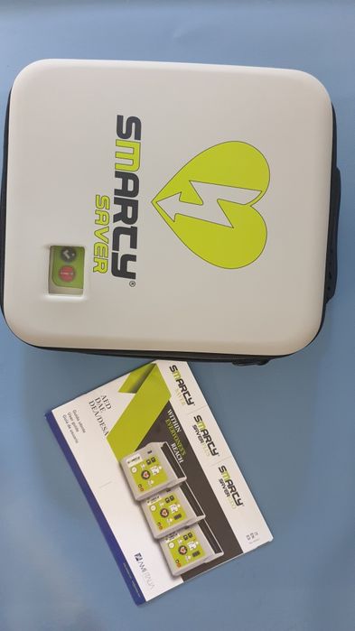 Defibrilator Smarty Saver Semi Automatic, 200 J (adult si pediatric)