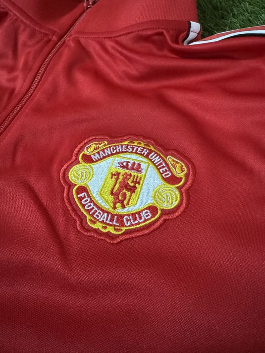 Спортен екип на Манчестър Юнайтед