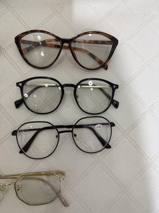 Продам очки -2 очень стильные