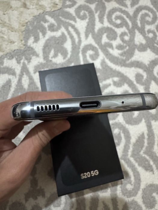 Samsung s20 5G 12/128