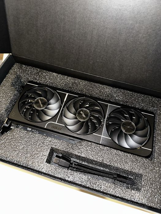 [REZERVATĂ] Placa Video RTX 5070 Ti 16 GB GDDR7 Asus Prime OC