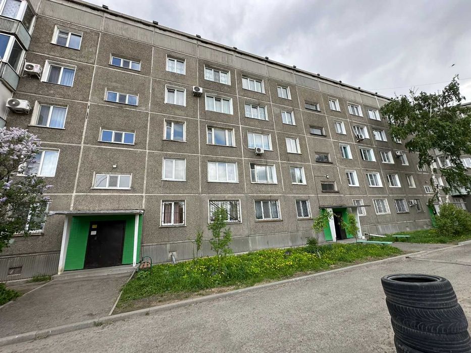 3-комнатная квартира · 70 м² · 3/5 этаж, Новаторов 8