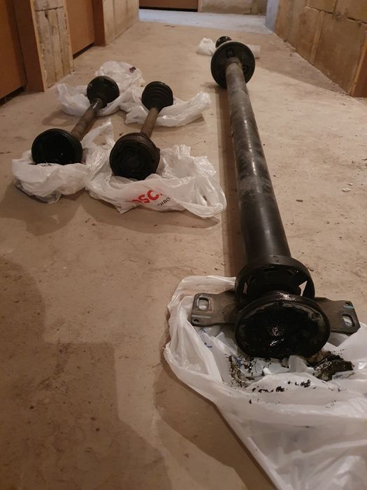 Шкода Октавия на части Кардан и полуоски за Skoda Octavia 2.0 140кс 6с