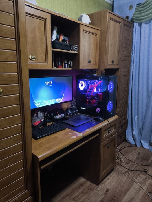 Продам стенку ученическую