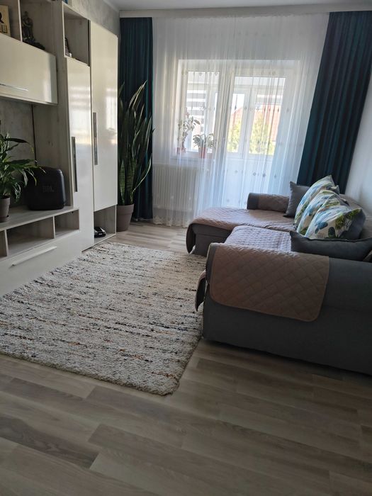 Apartament cu 2 camere, 50 mp Obcini mobilat și utilat