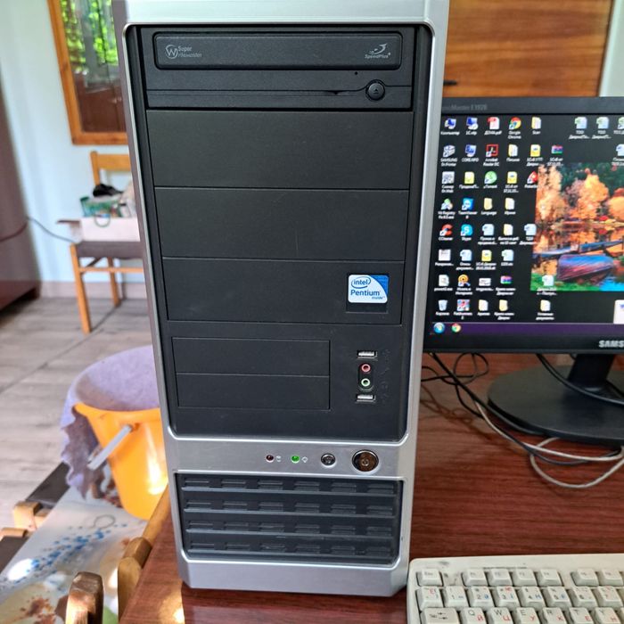 Компьютер в полной комплектации