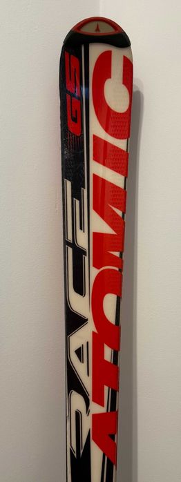 Schiuri Atomic Race GS12 183cm si Bete Atomic Aerospeed 2 120cm