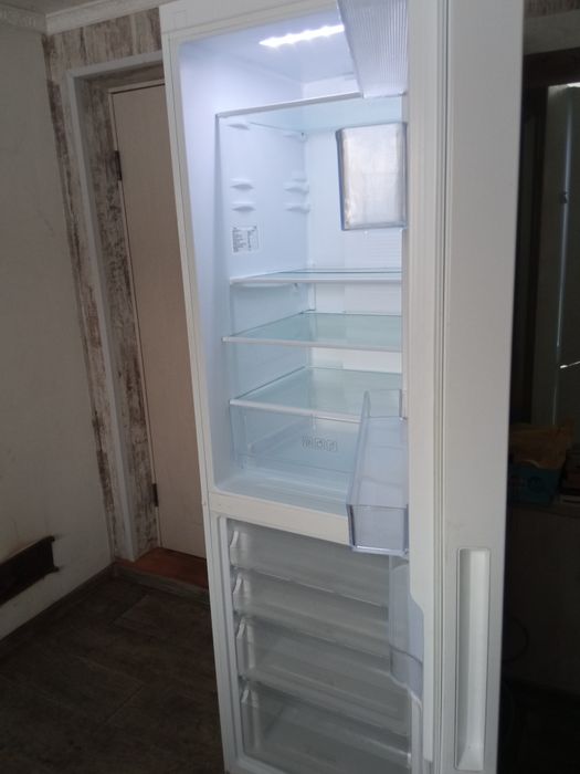 БУ холодильник Haier.