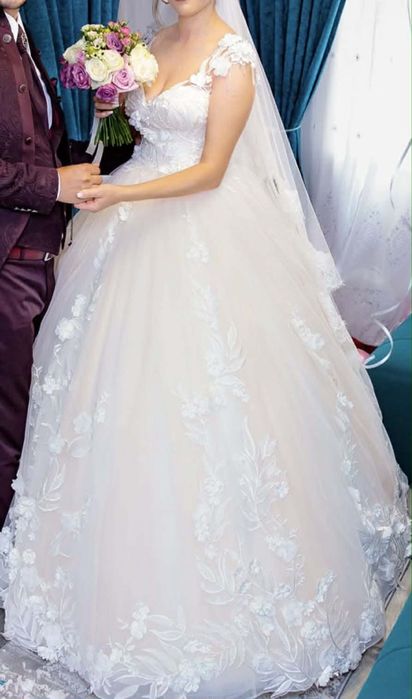 Rochie de mireasa Pollardi