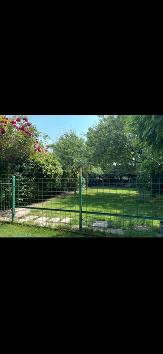 Proprietar vand casă în Fratelia