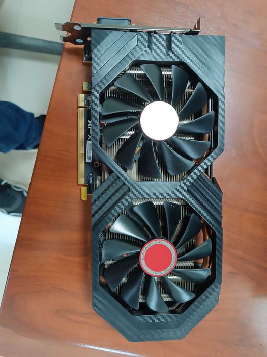 Видео карти за компютри 8GB
