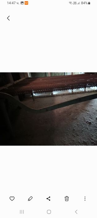 Легло с пружина с крака,без таблиКомарници2бр, Дюшеци1бр и детско легл