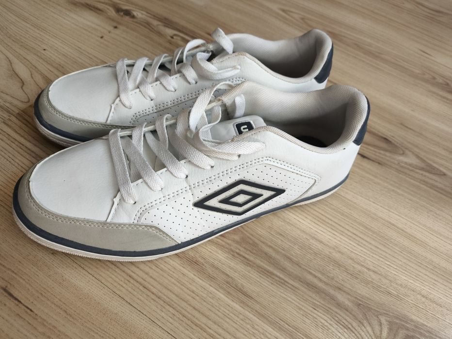 Мъжки пролетно есени маратонки Umbro