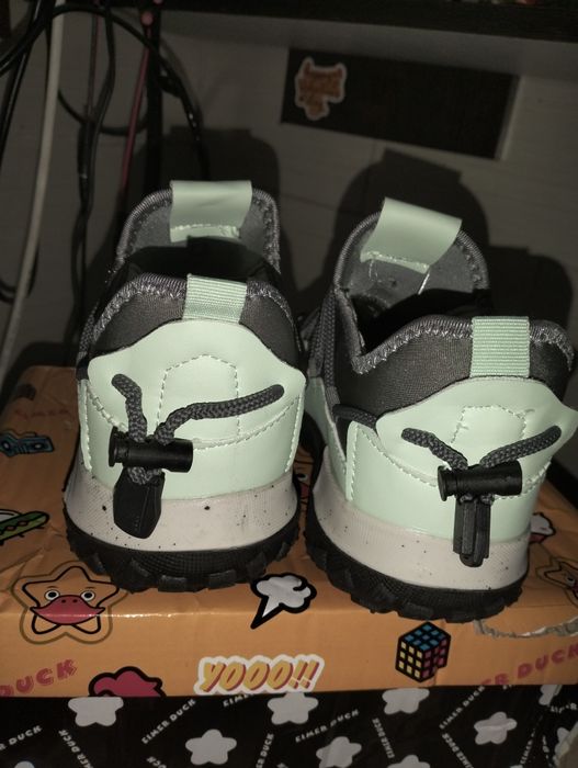 Кроссовки новые 34 р