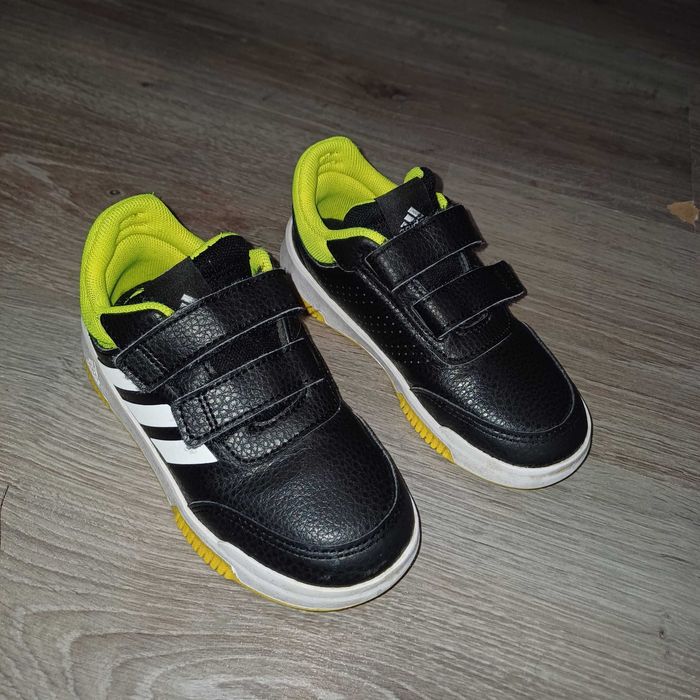 Детски маркови маратонки от  27,28 и  28.5 номер