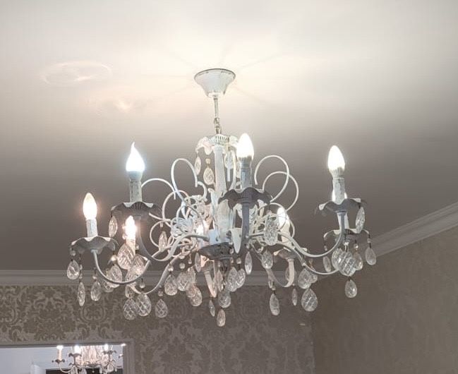 Продам люстры б/у