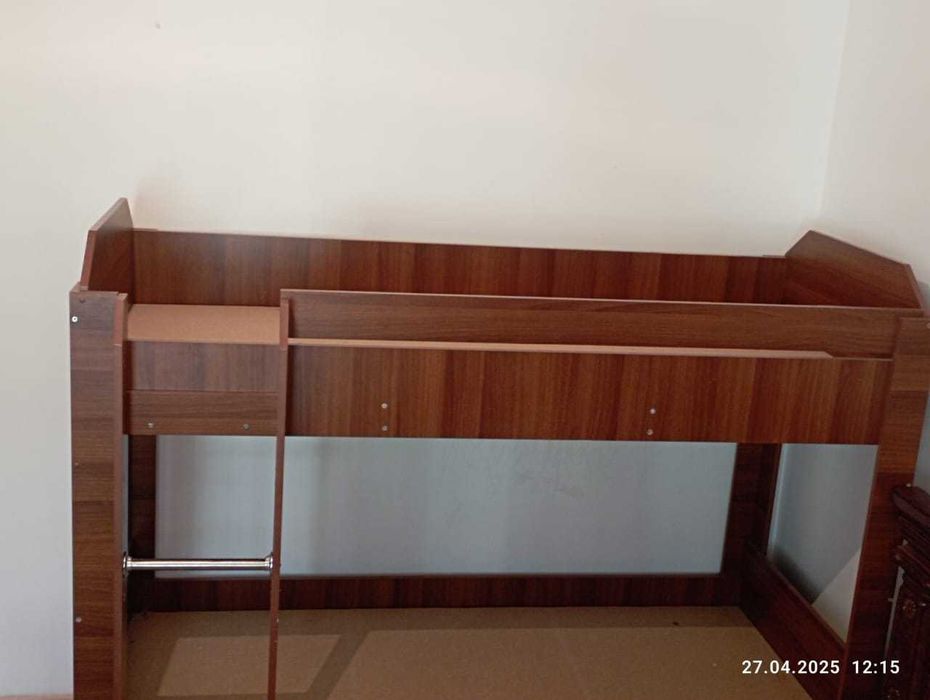 Детская двухъярусная кровать