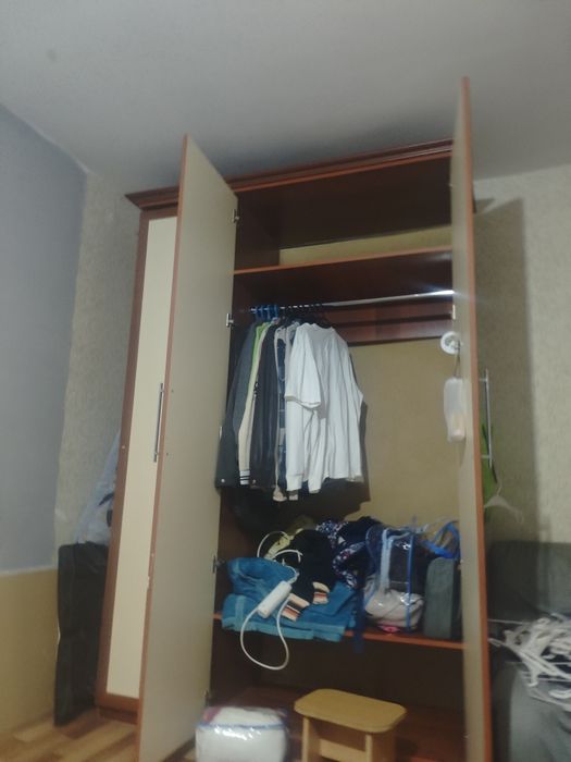 Продам шкаф прямой